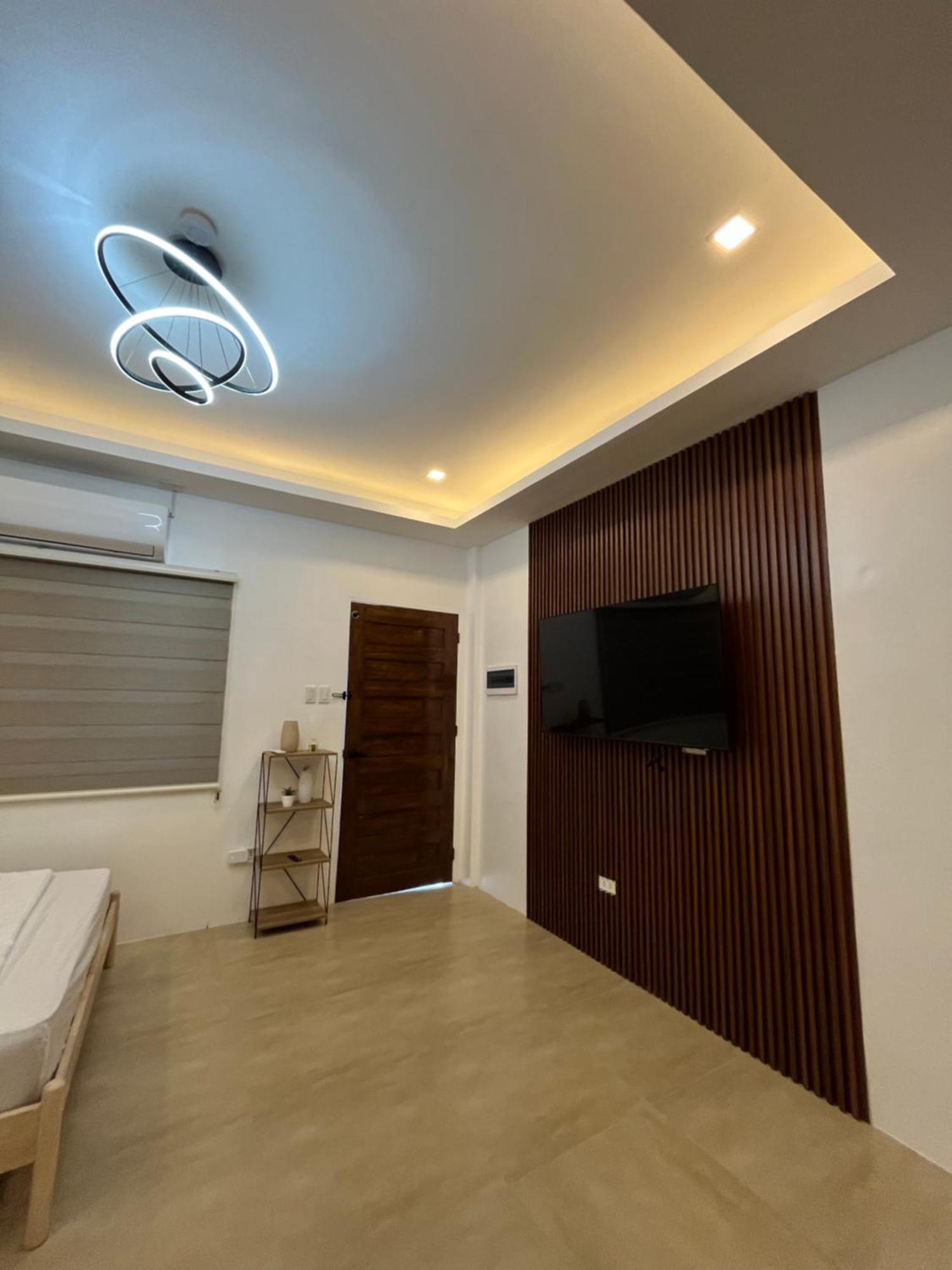 Cgy Apartelle Kauswagan Екстер'єр фото